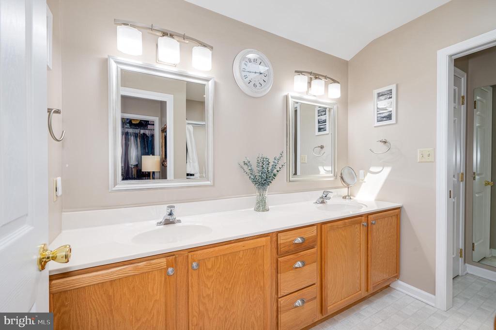 24 ARROWHEAD RIDGE