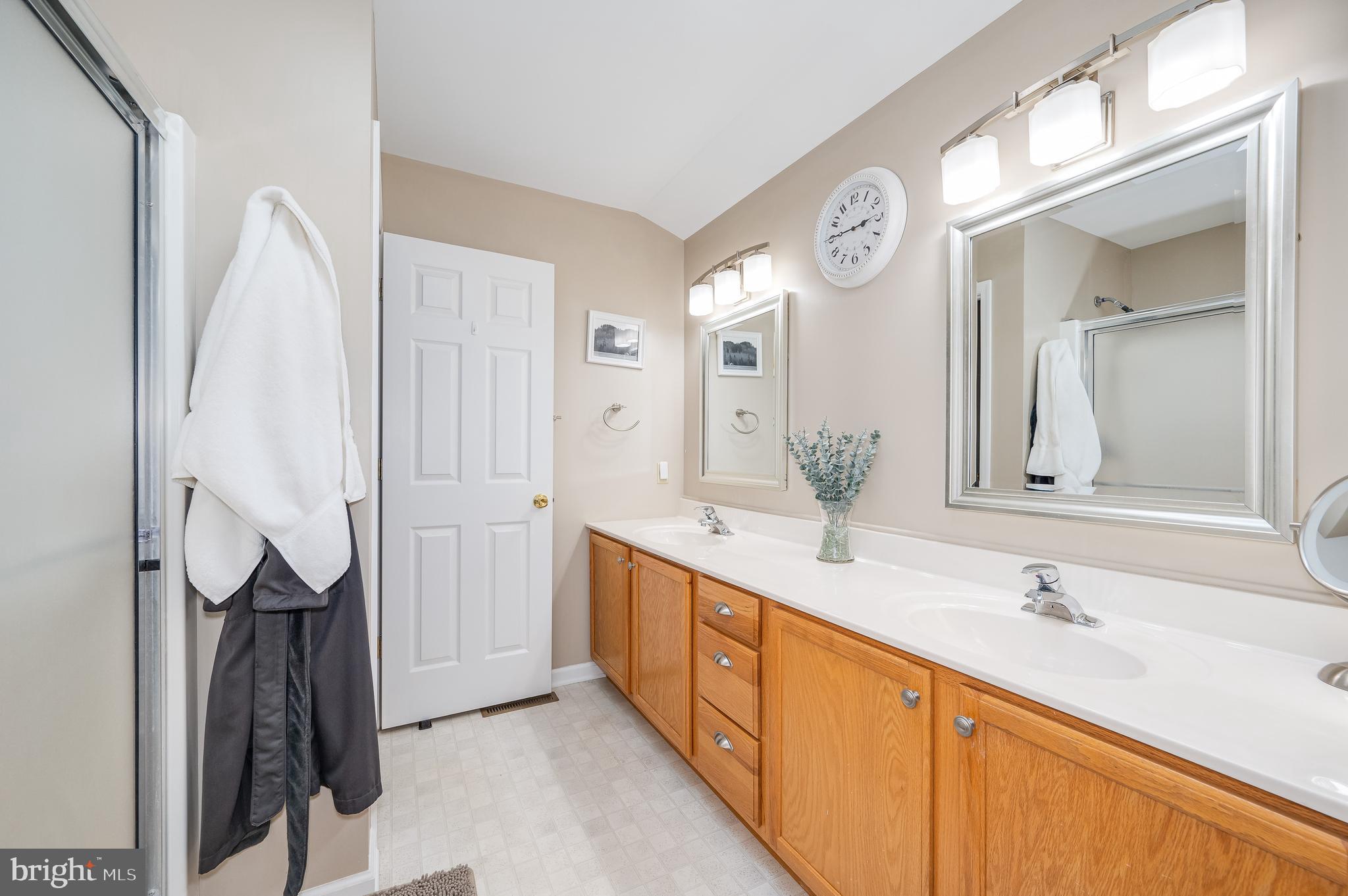 24 ARROWHEAD RIDGE