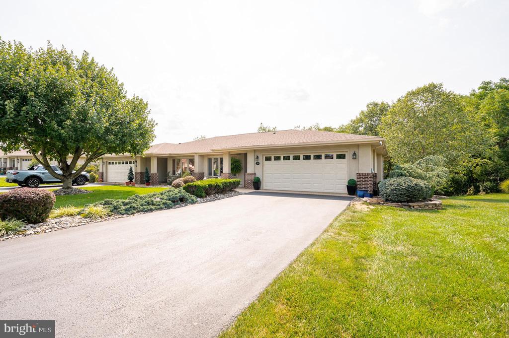 24 ARROWHEAD RIDGE