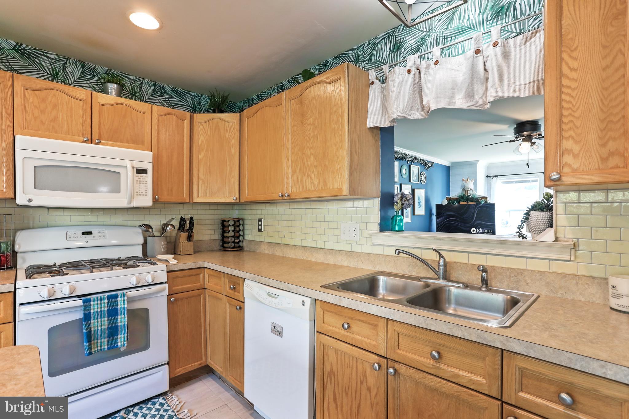 277 Scarboro Dr