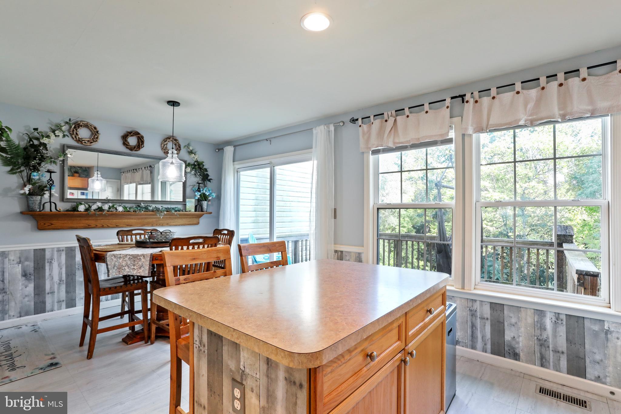 277 Scarboro Dr