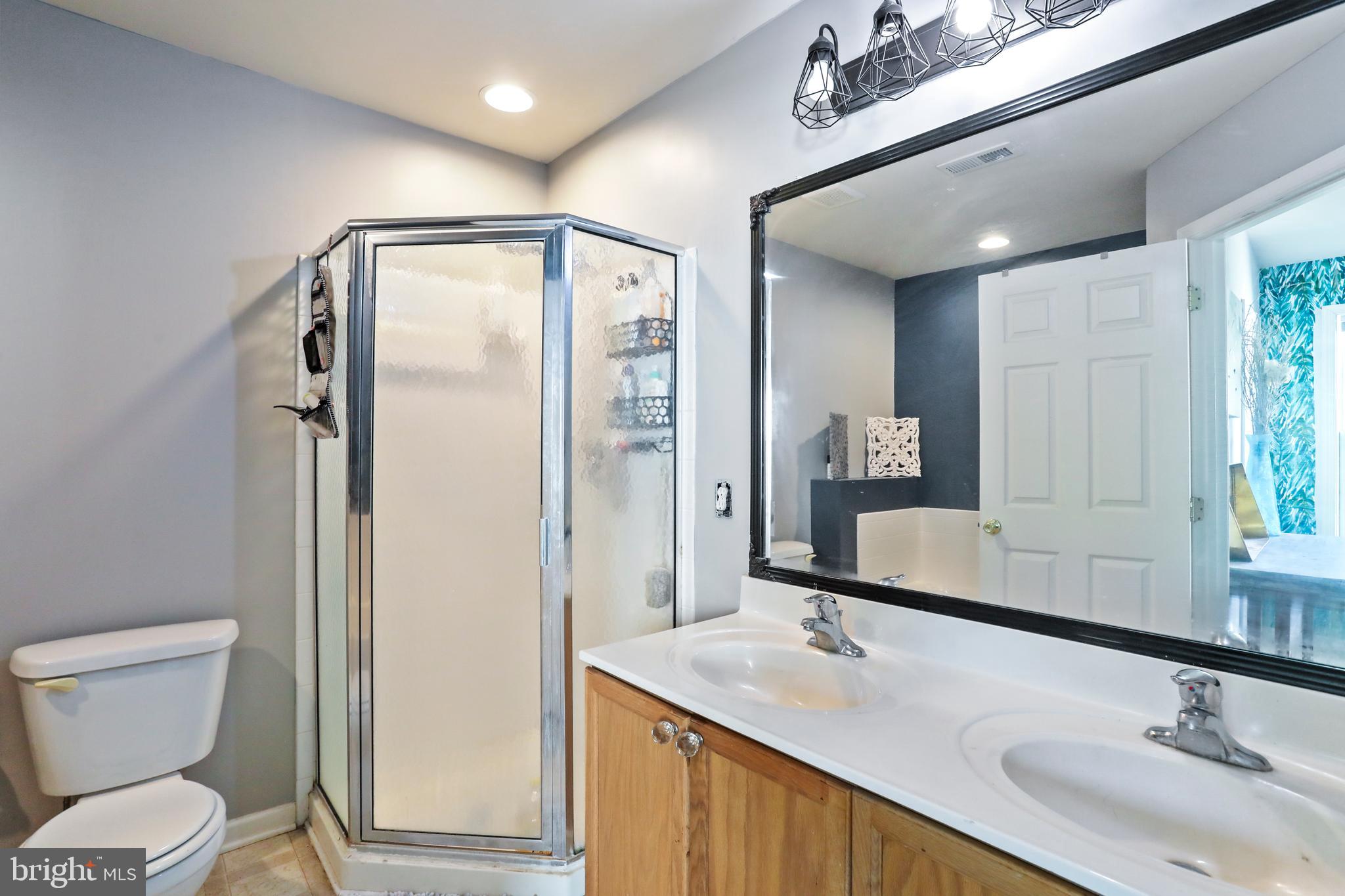 277 Scarboro Dr