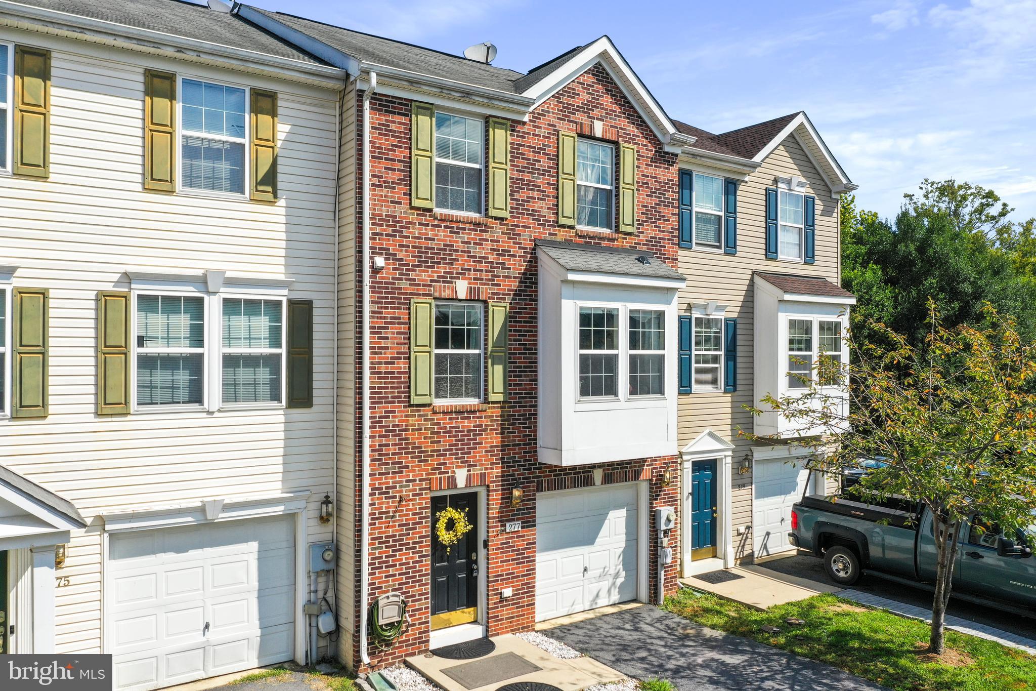 277 Scarboro Dr