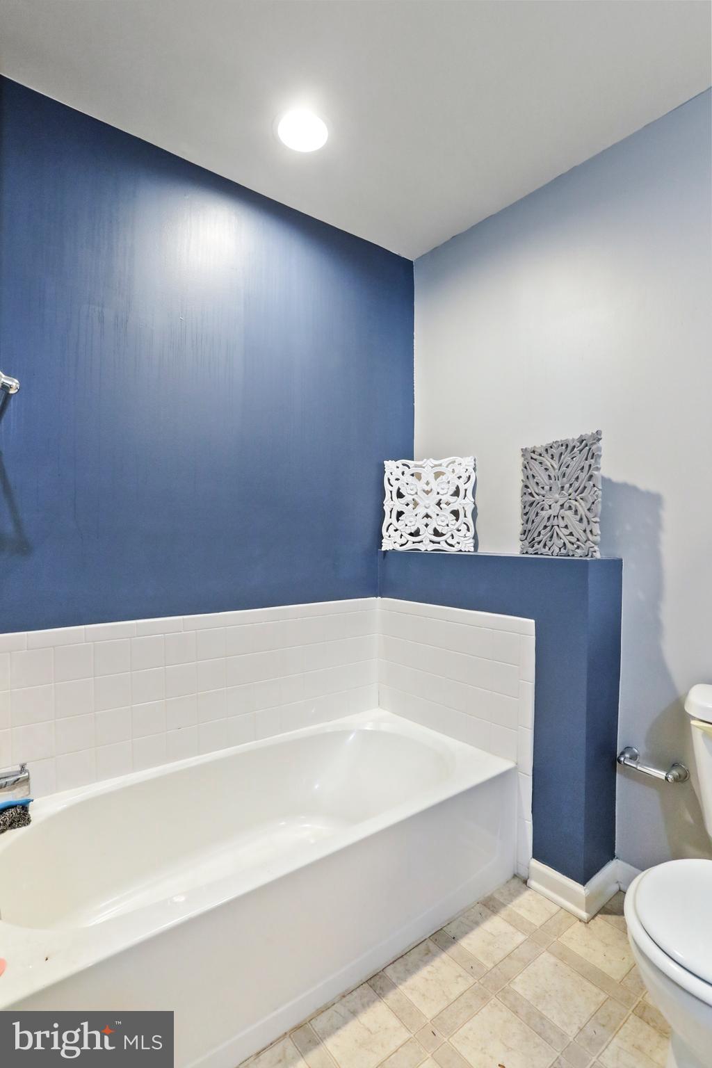 277 Scarboro Dr