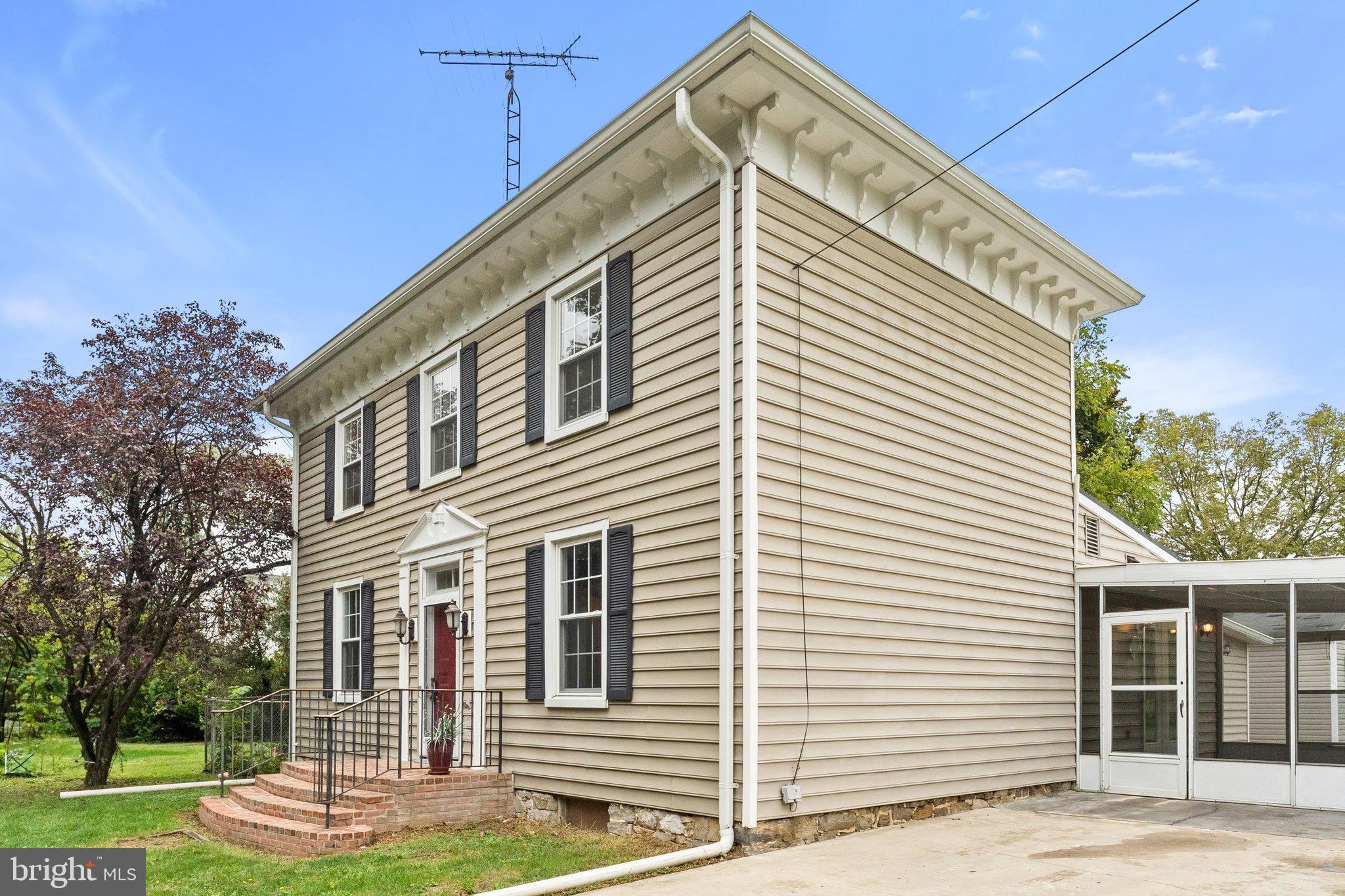 1719 GERRARDSTOWN ROAD