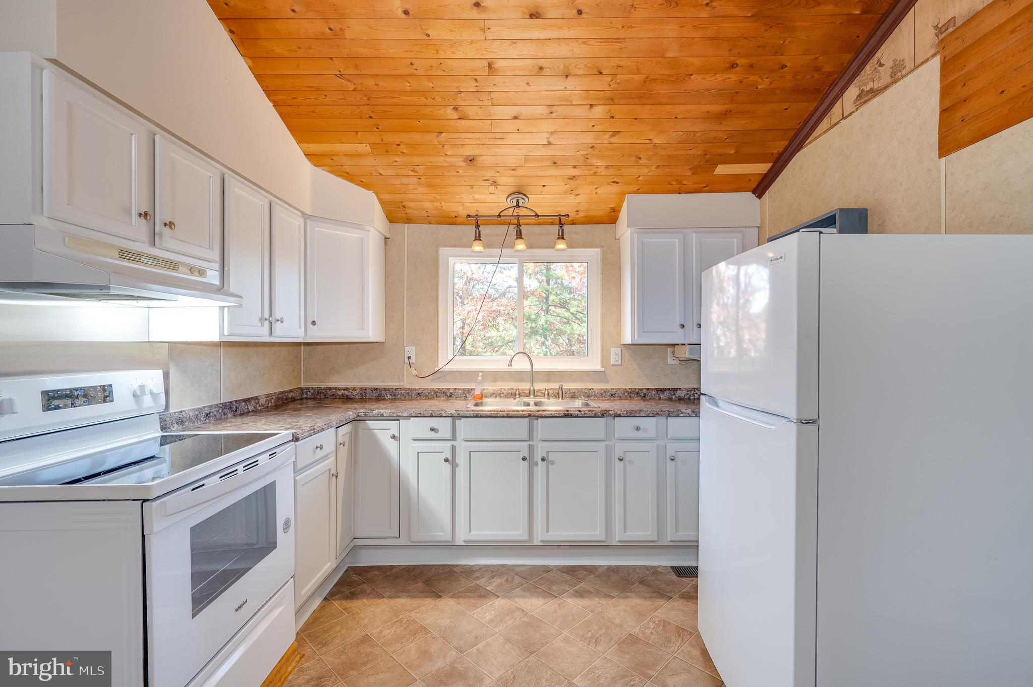 129 Shirley Ln