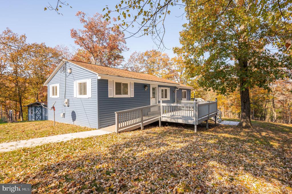 129 Shirley Ln