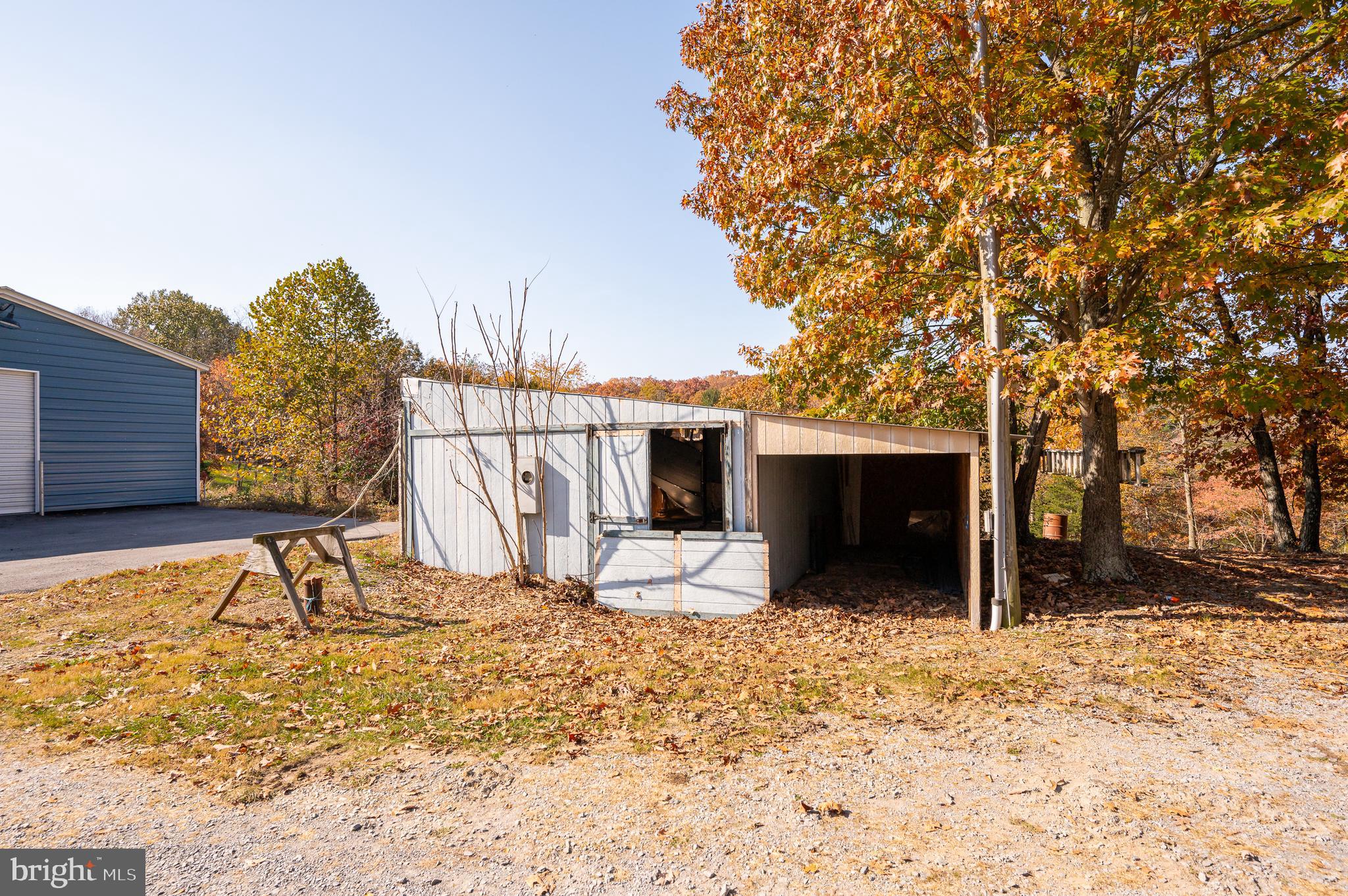 129 Shirley Ln