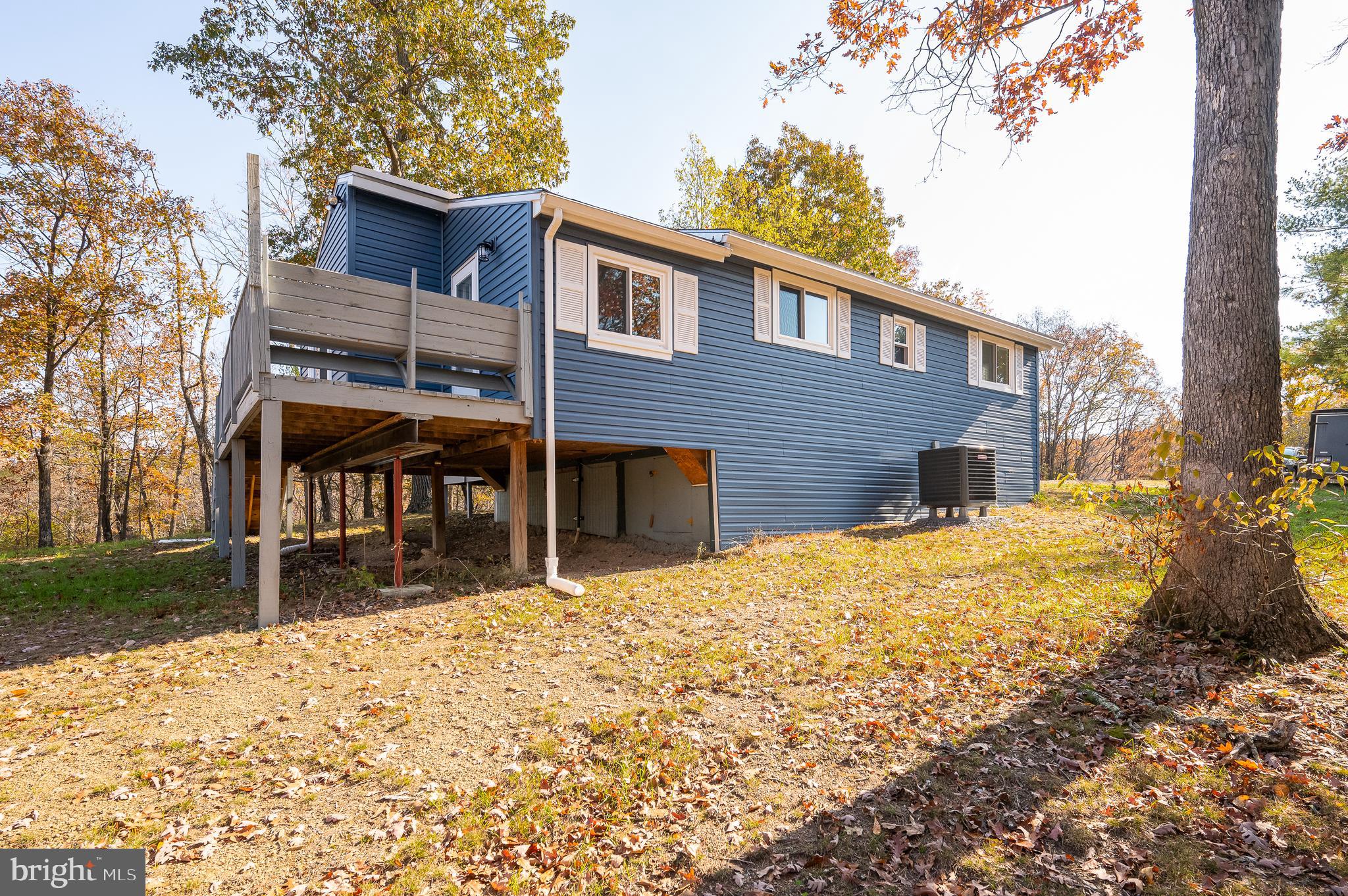 129 Shirley Ln