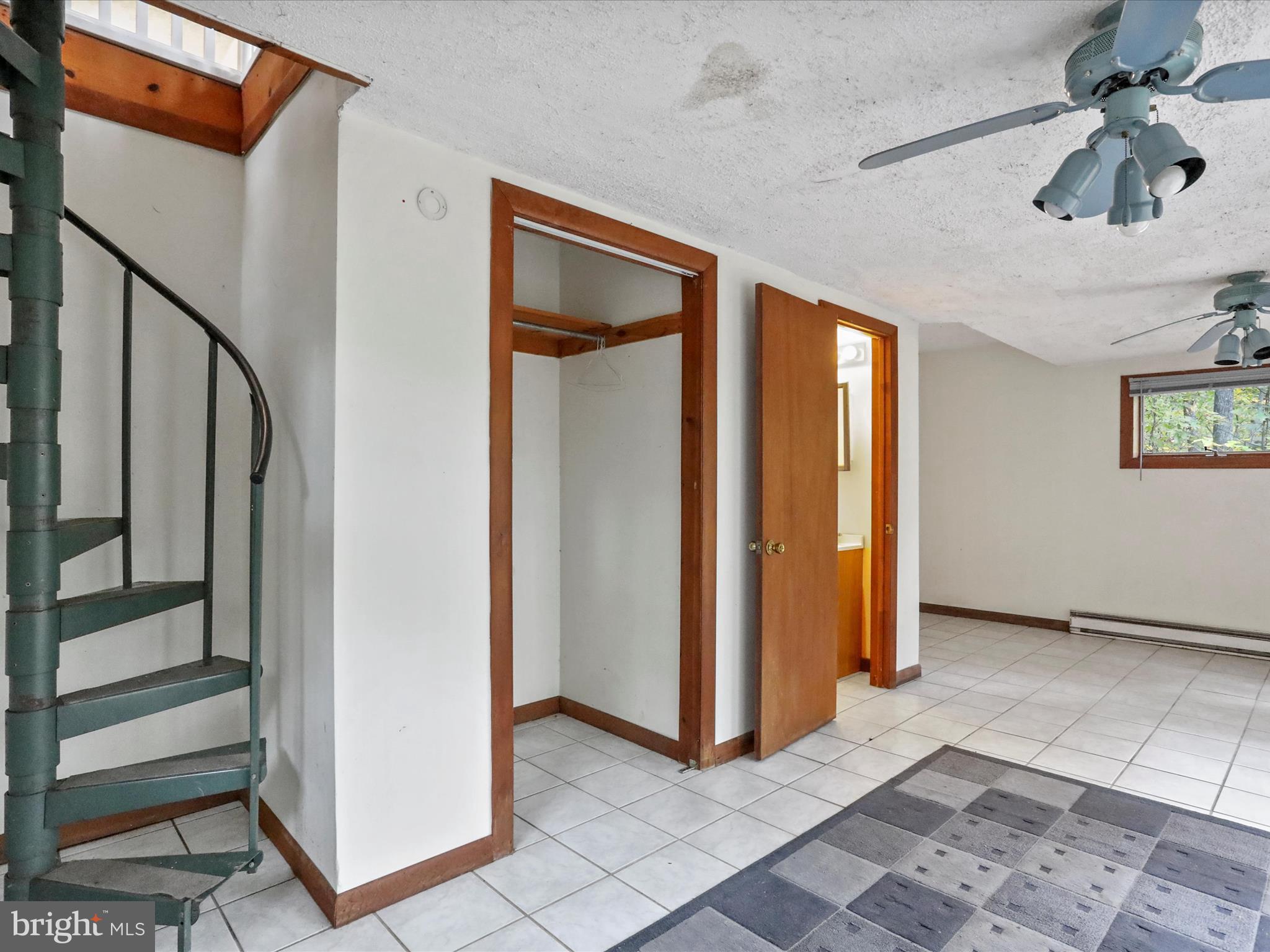 527 MONTEVALLO LANE
