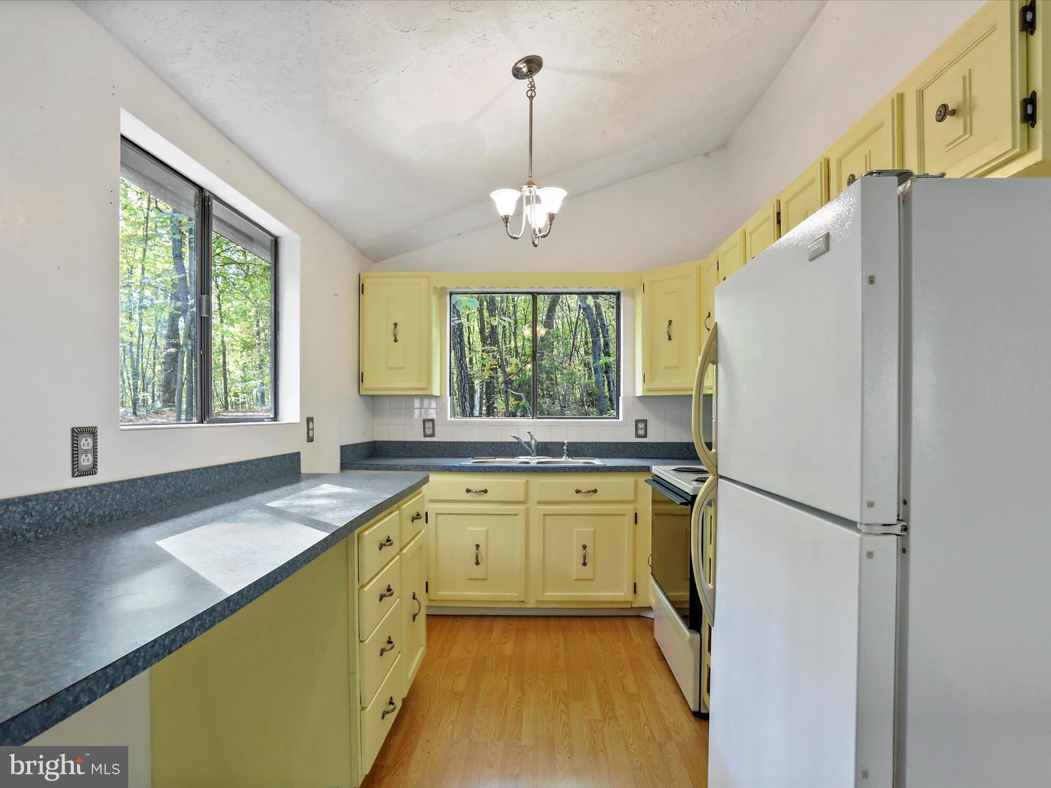 527 MONTEVALLO LANE