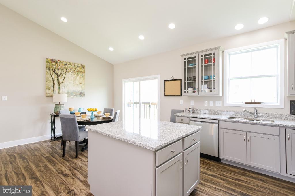 227 SANIBEL WAY