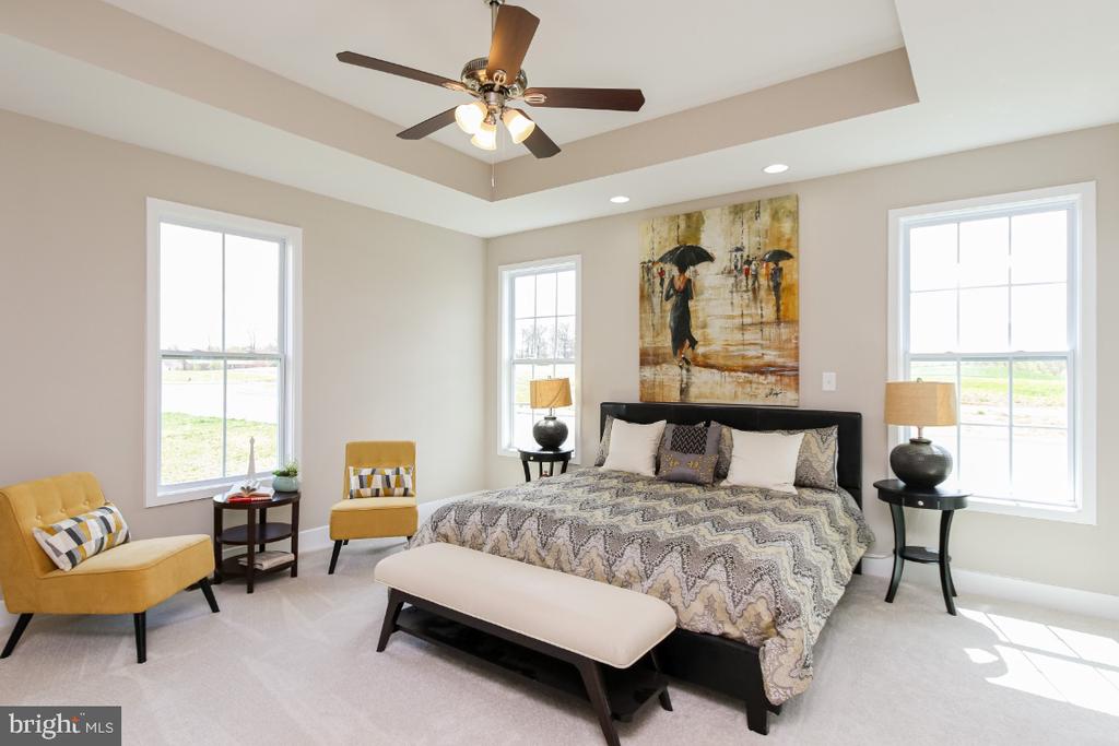 227 SANIBEL WAY