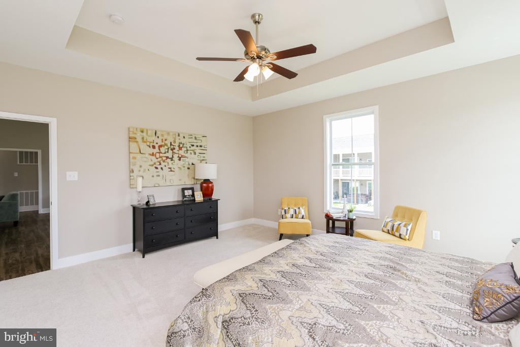 227 SANIBEL WAY