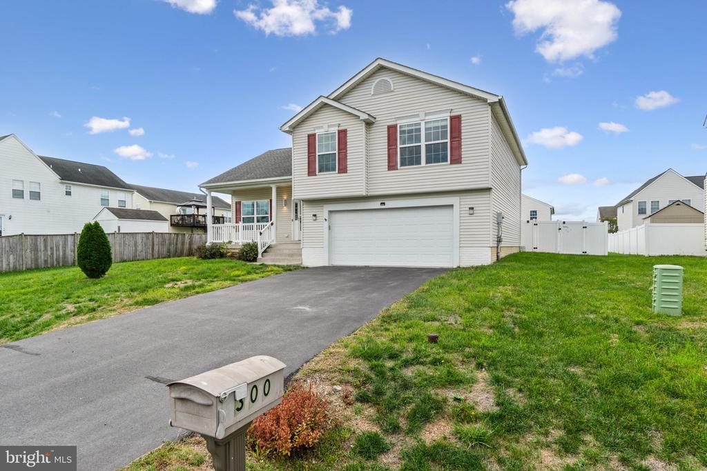 300 Corbin Heights Way
