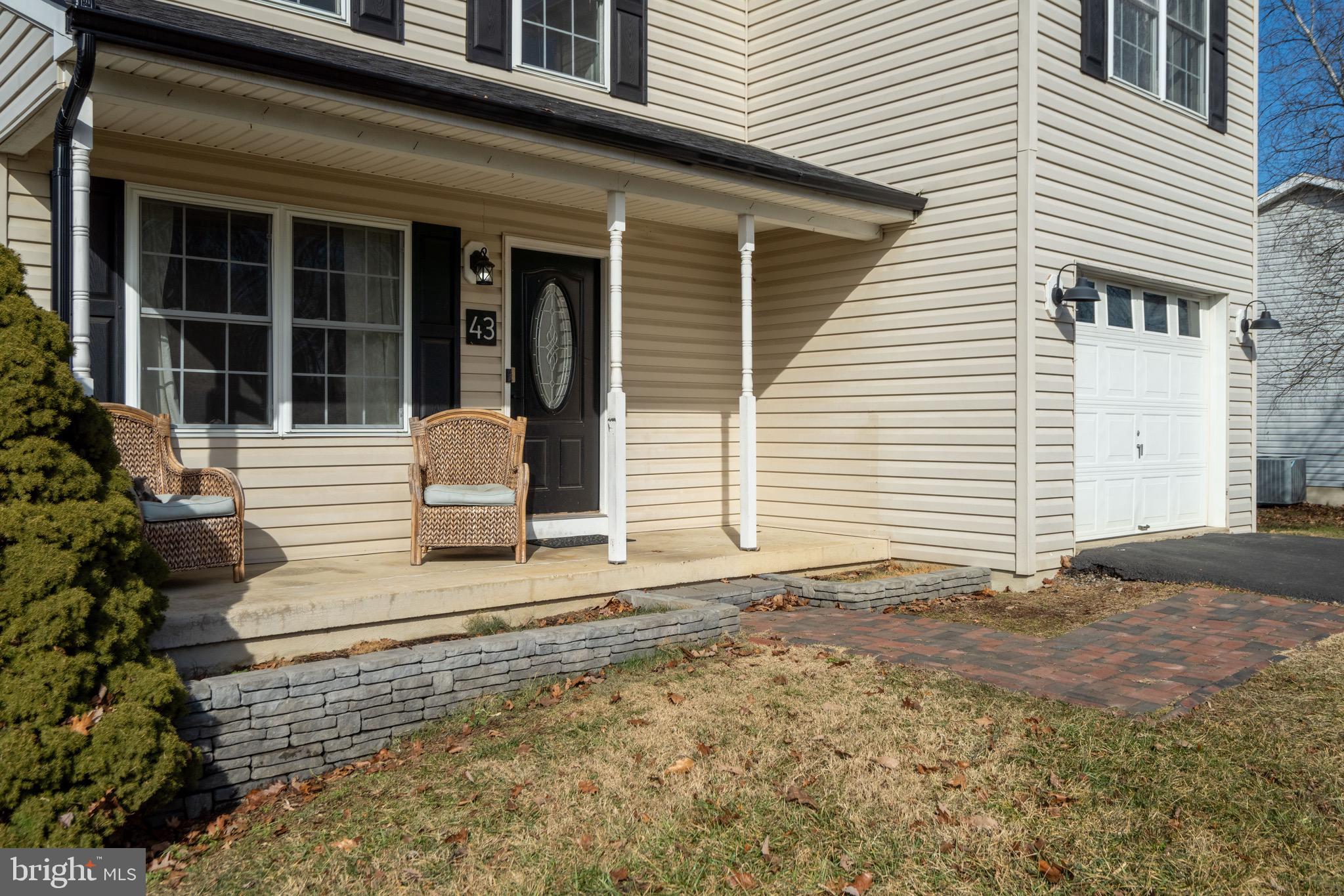 43 Veterans Way