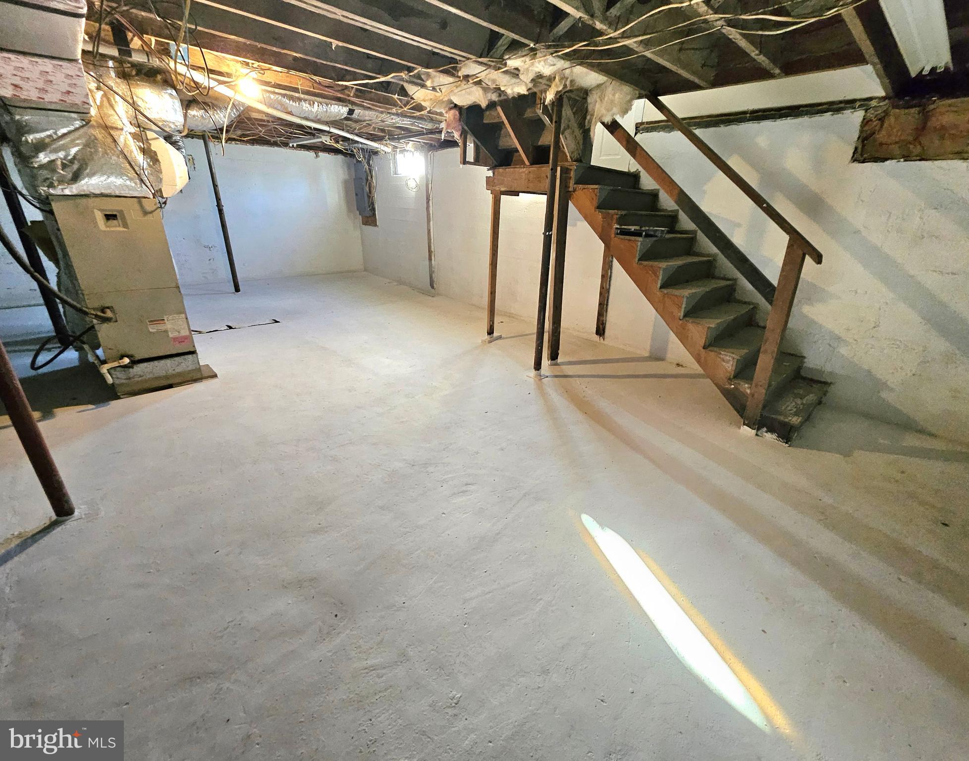 610 E Moler Ave