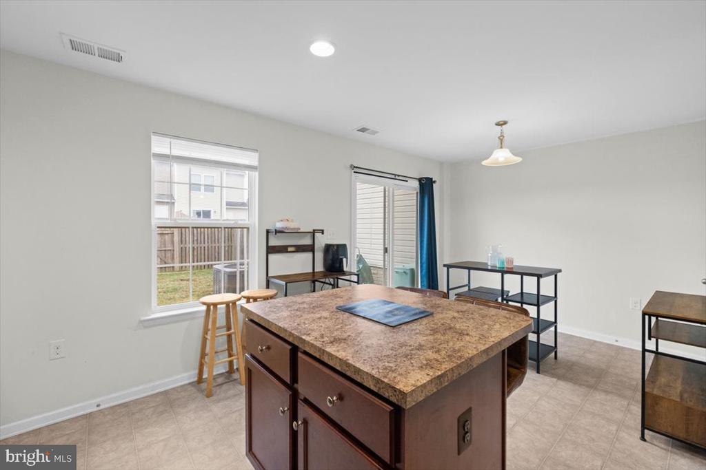 14 Fast View Dr