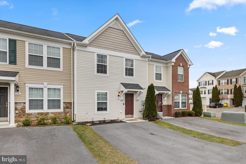 14 Fast View Dr