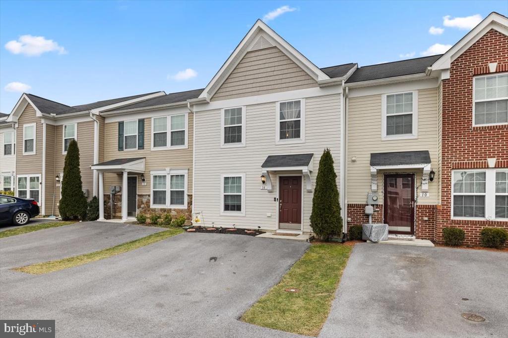 14 Fast View Dr