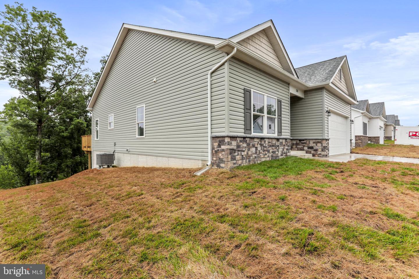 Lot 33 Larimar Ln