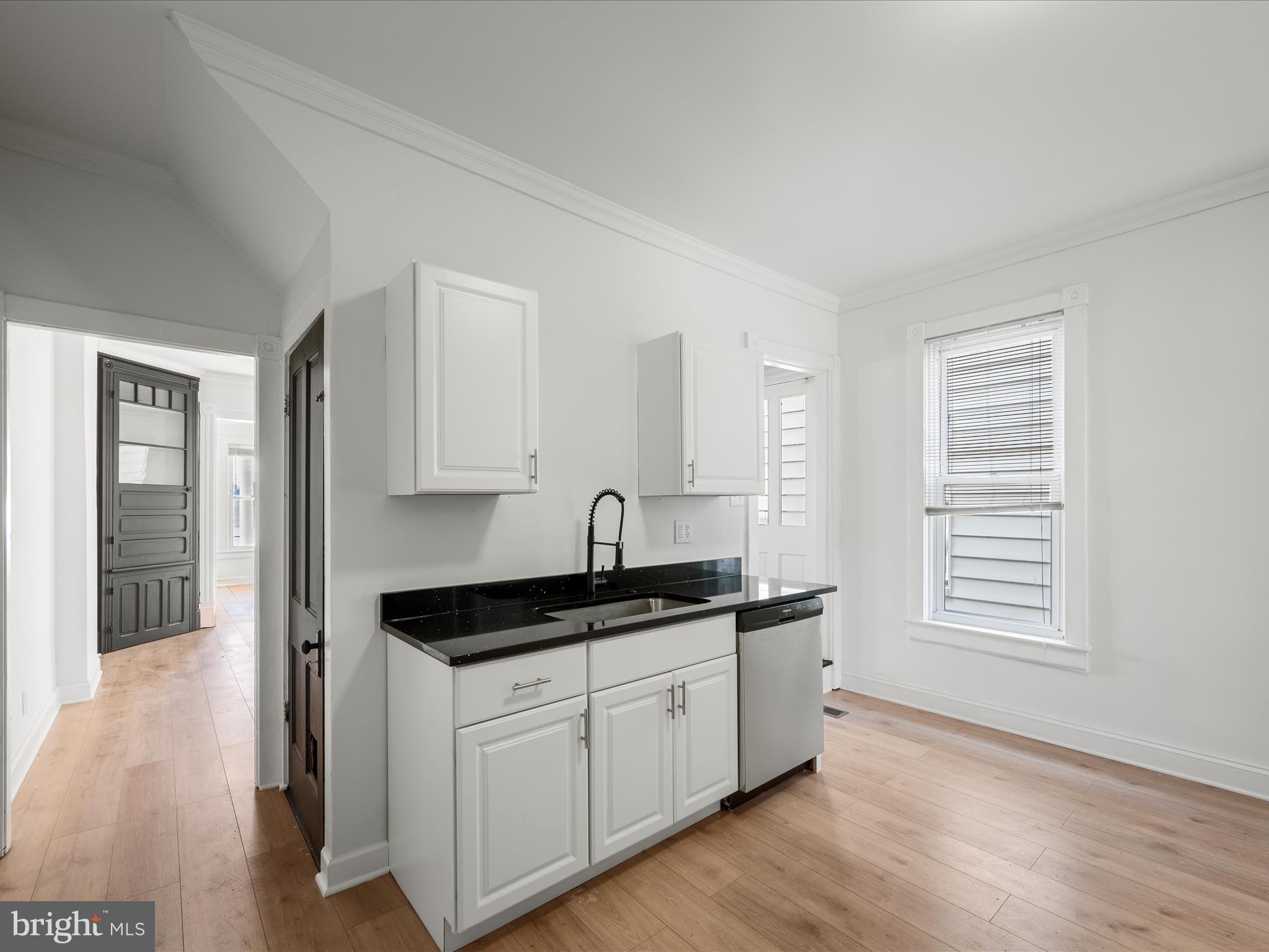 433 FAULKNER AVENUE