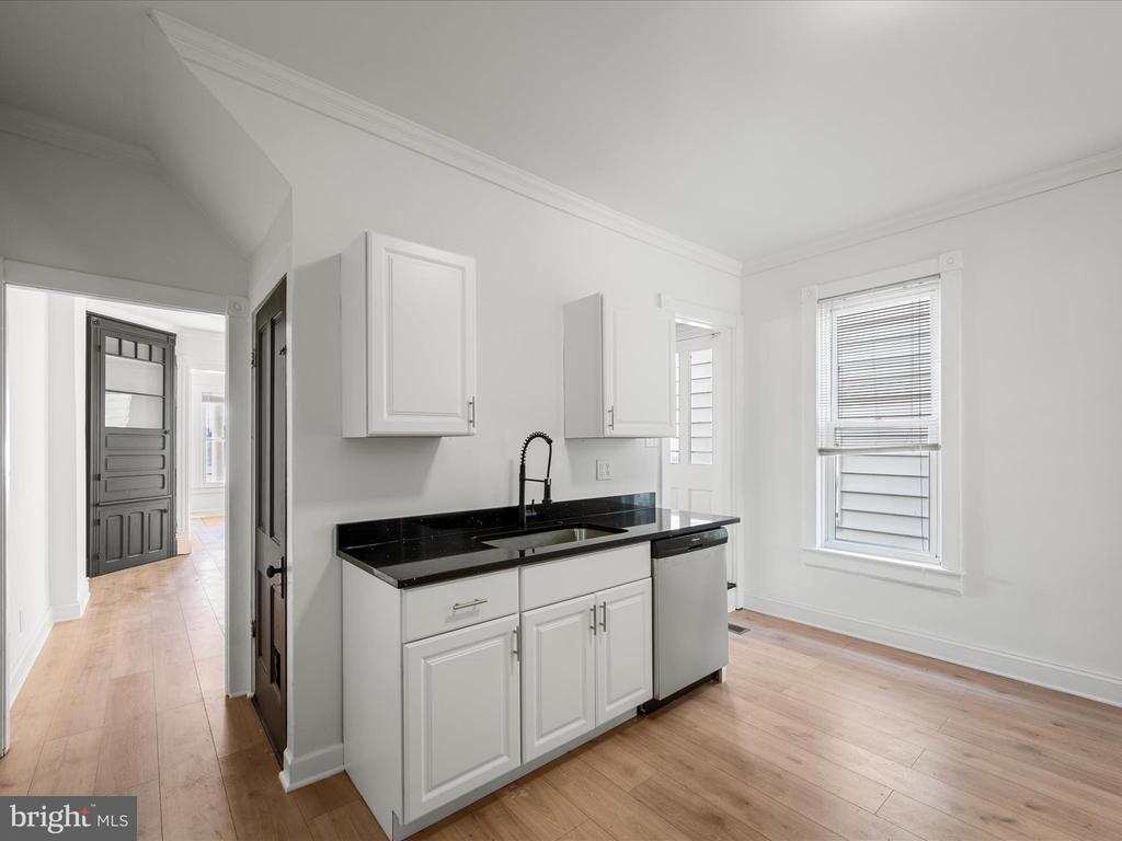 433 FAULKNER AVENUE