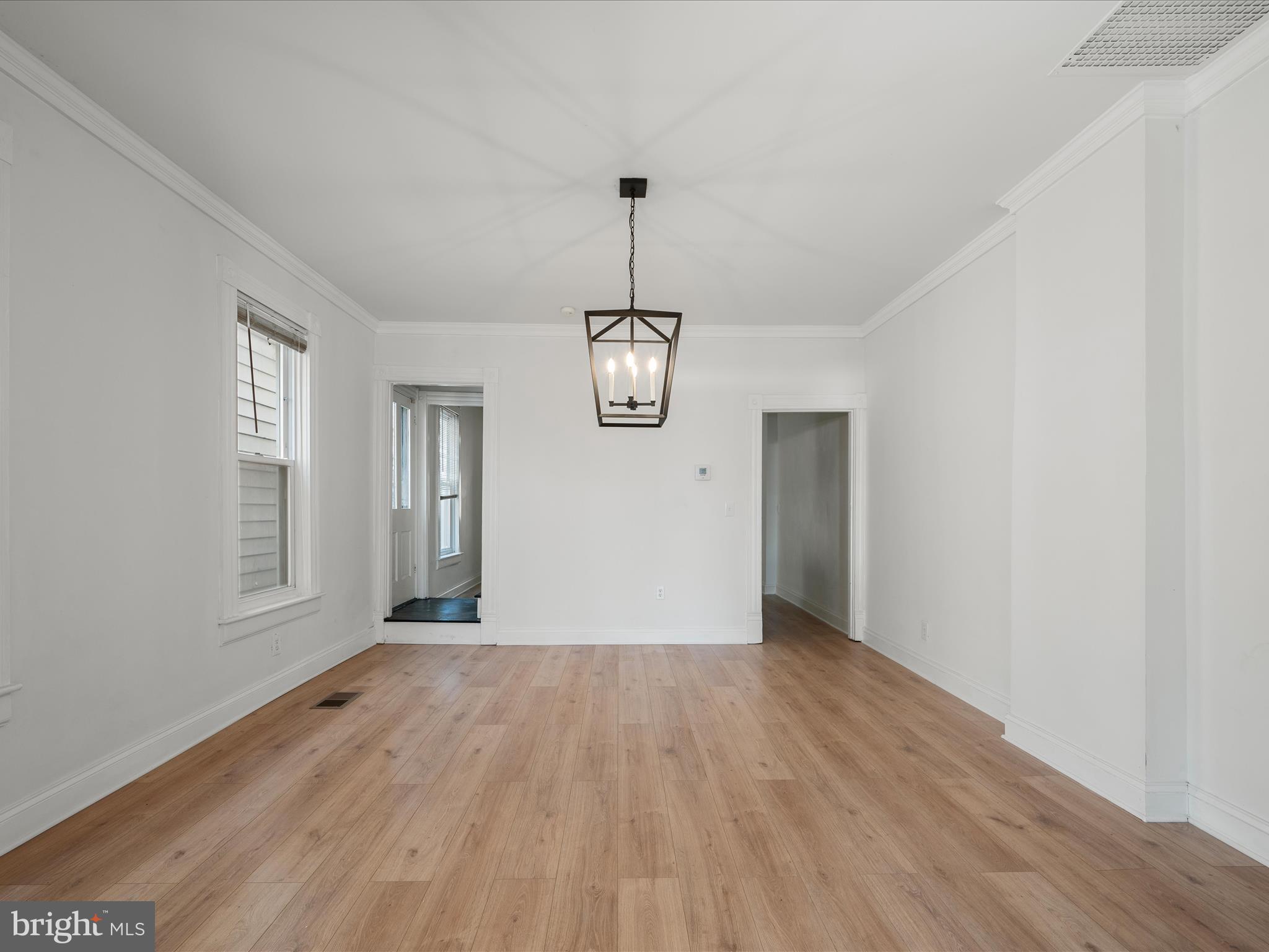 433 FAULKNER AVENUE