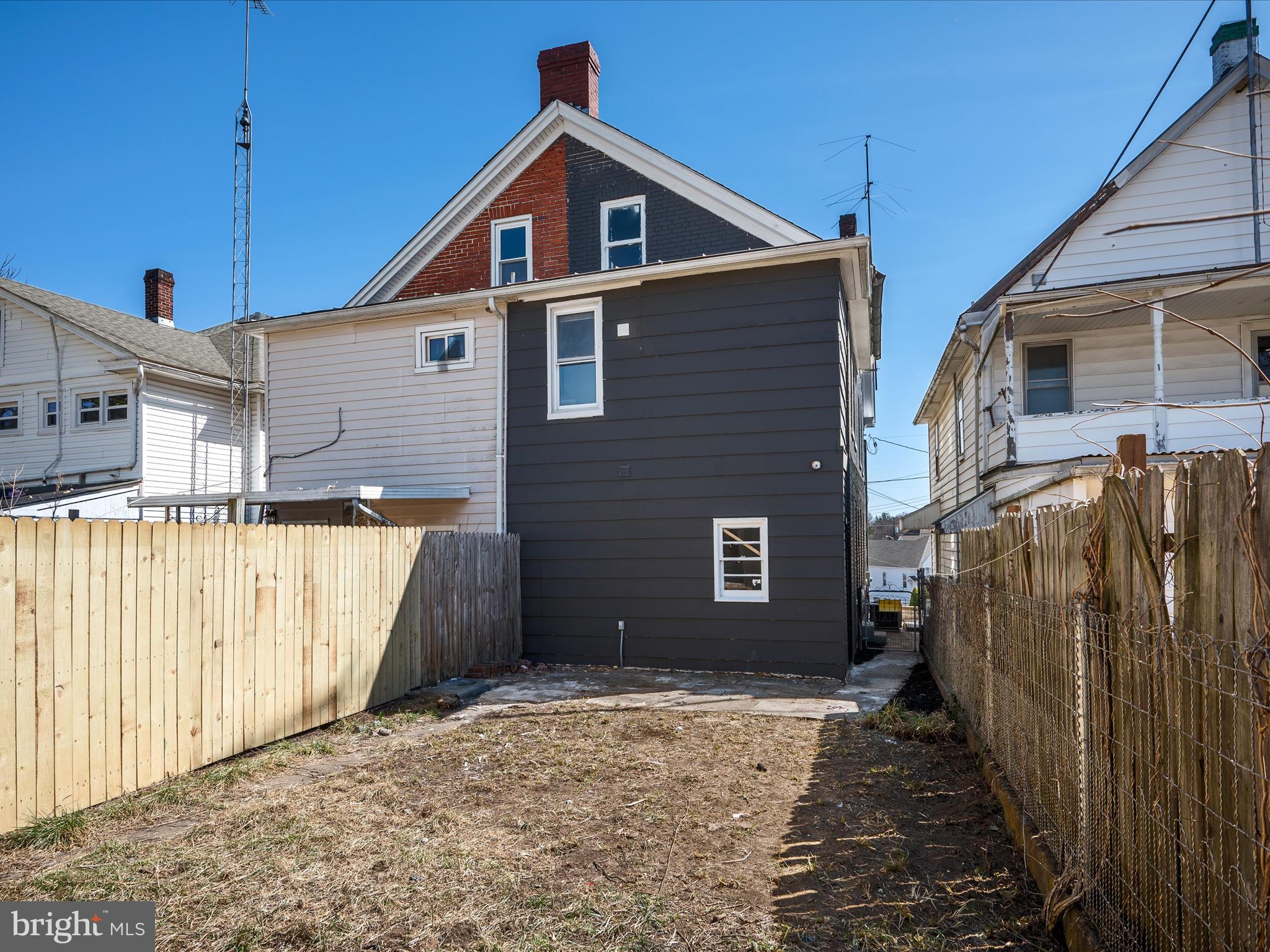 433 FAULKNER AVENUE