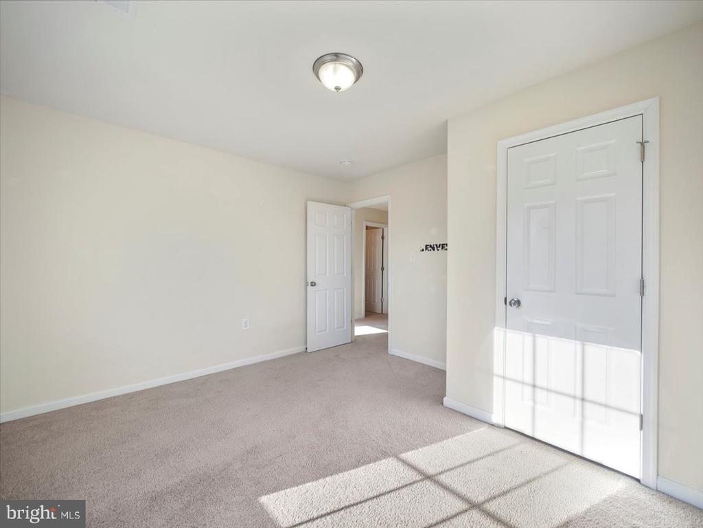 35 Montague Way