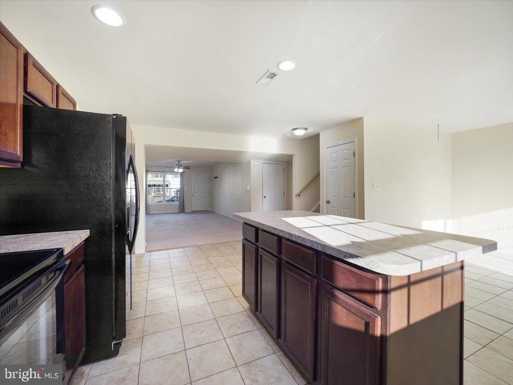 35 Montague Way