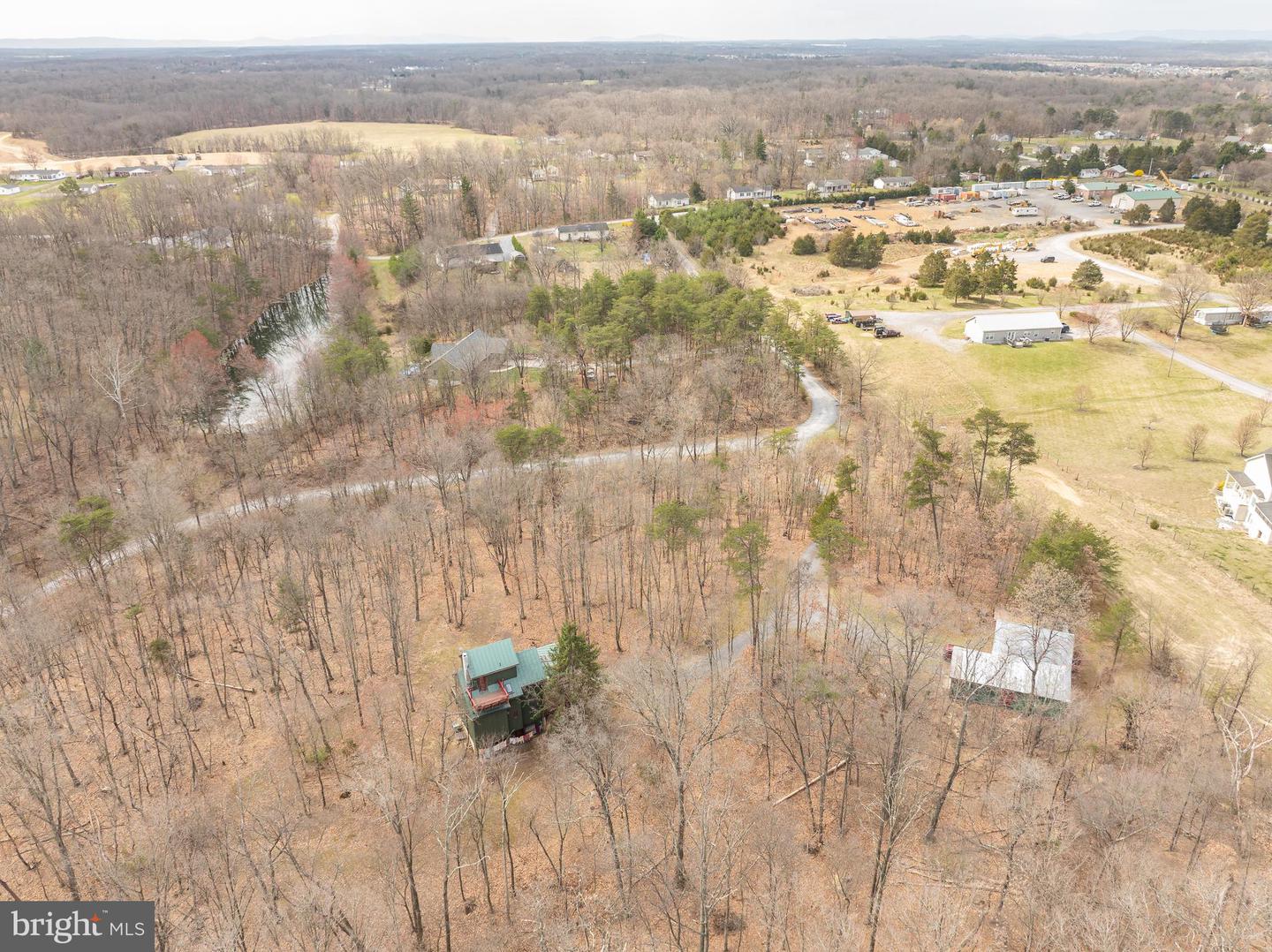 395 Zig Zag Ln