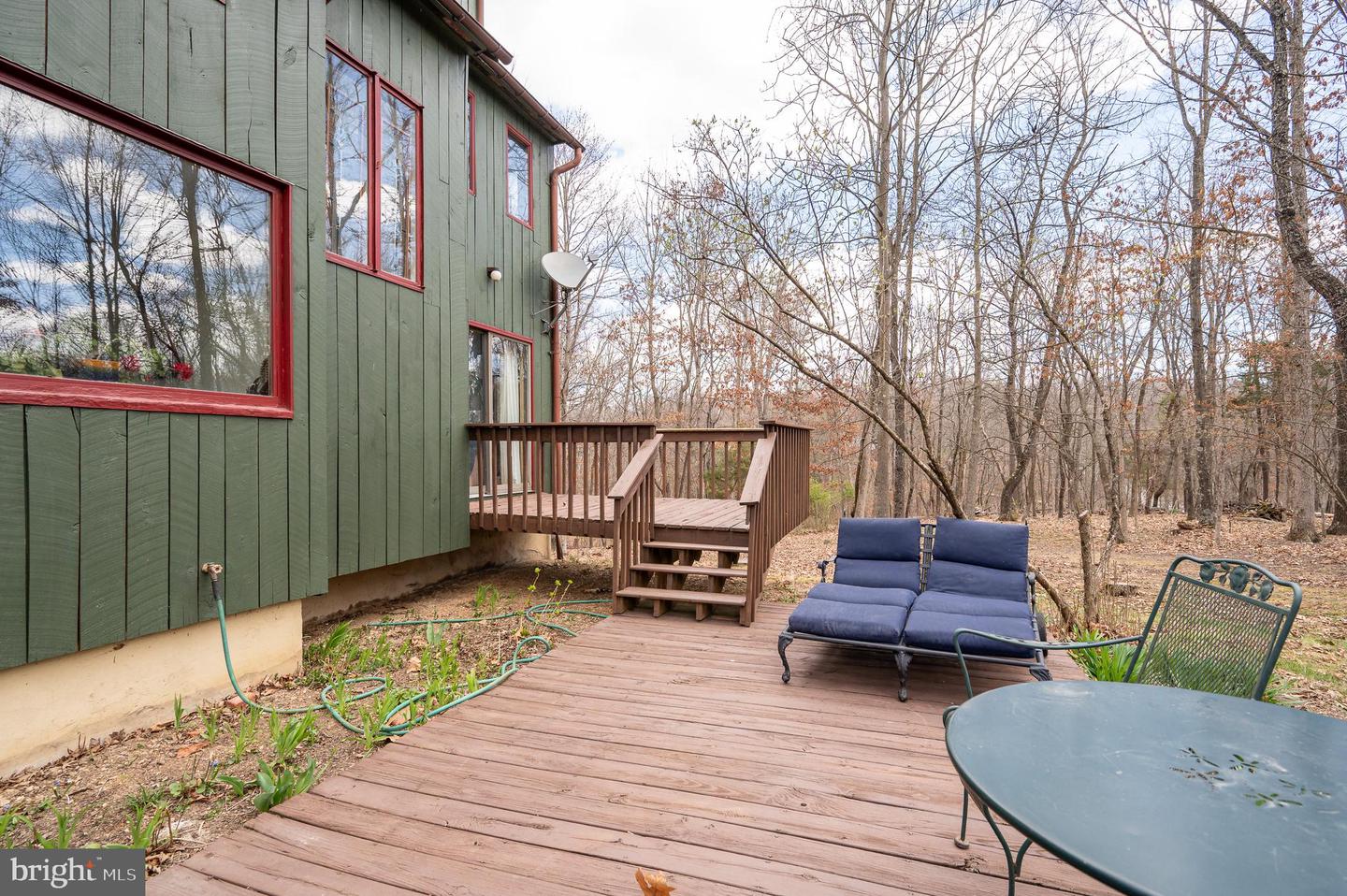 395 Zig Zag Ln