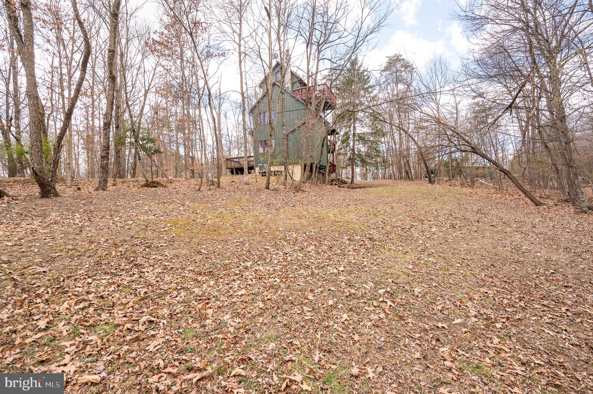 395 Zig Zag Ln
