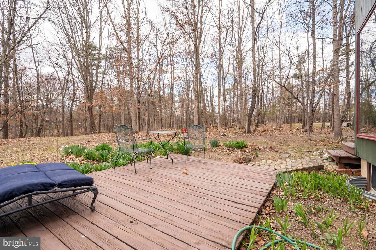 395 Zig Zag Ln