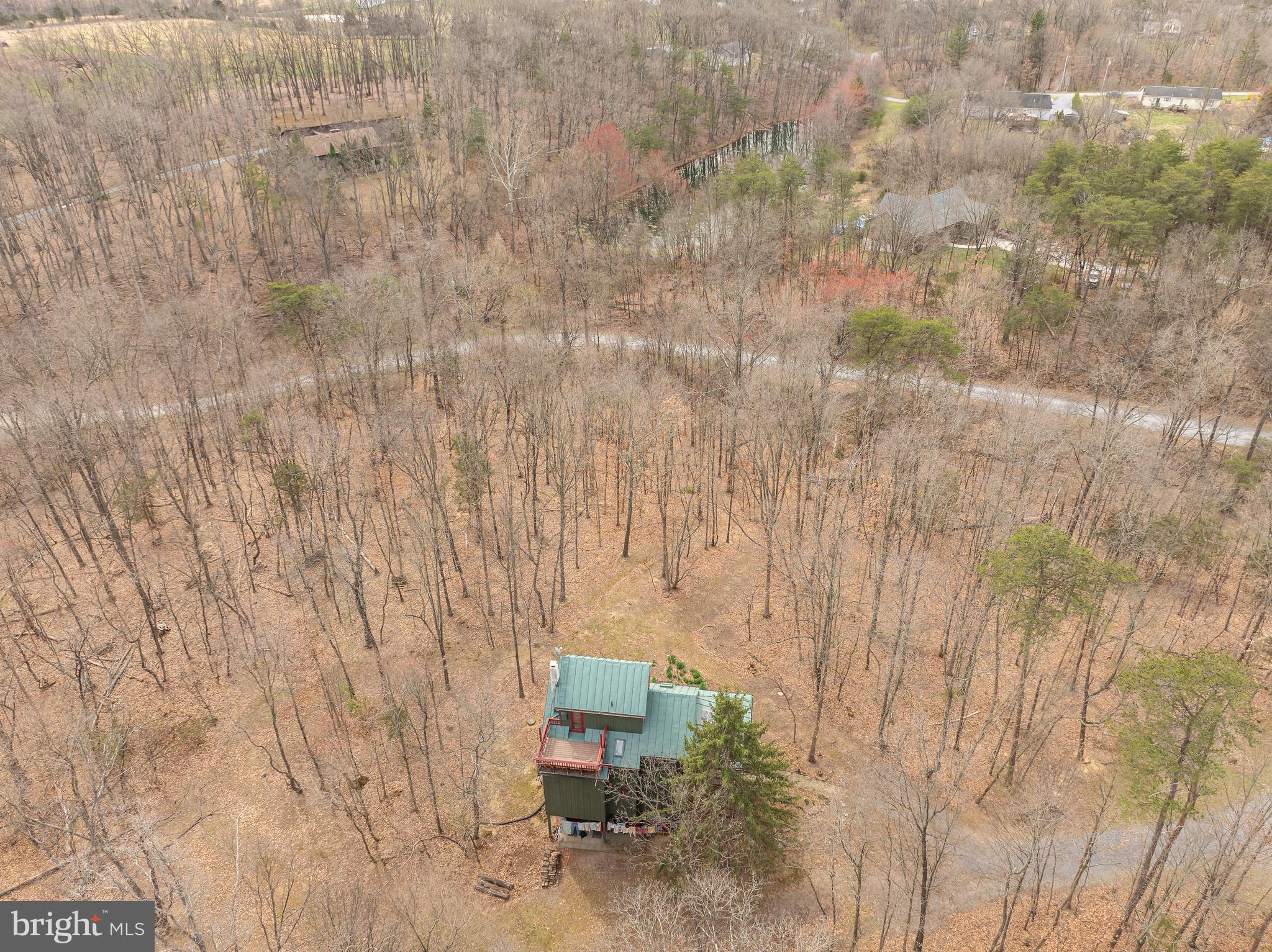 395 Zig Zag Ln
