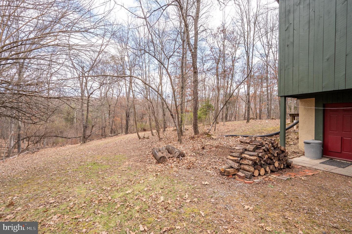 395 Zig Zag Ln
