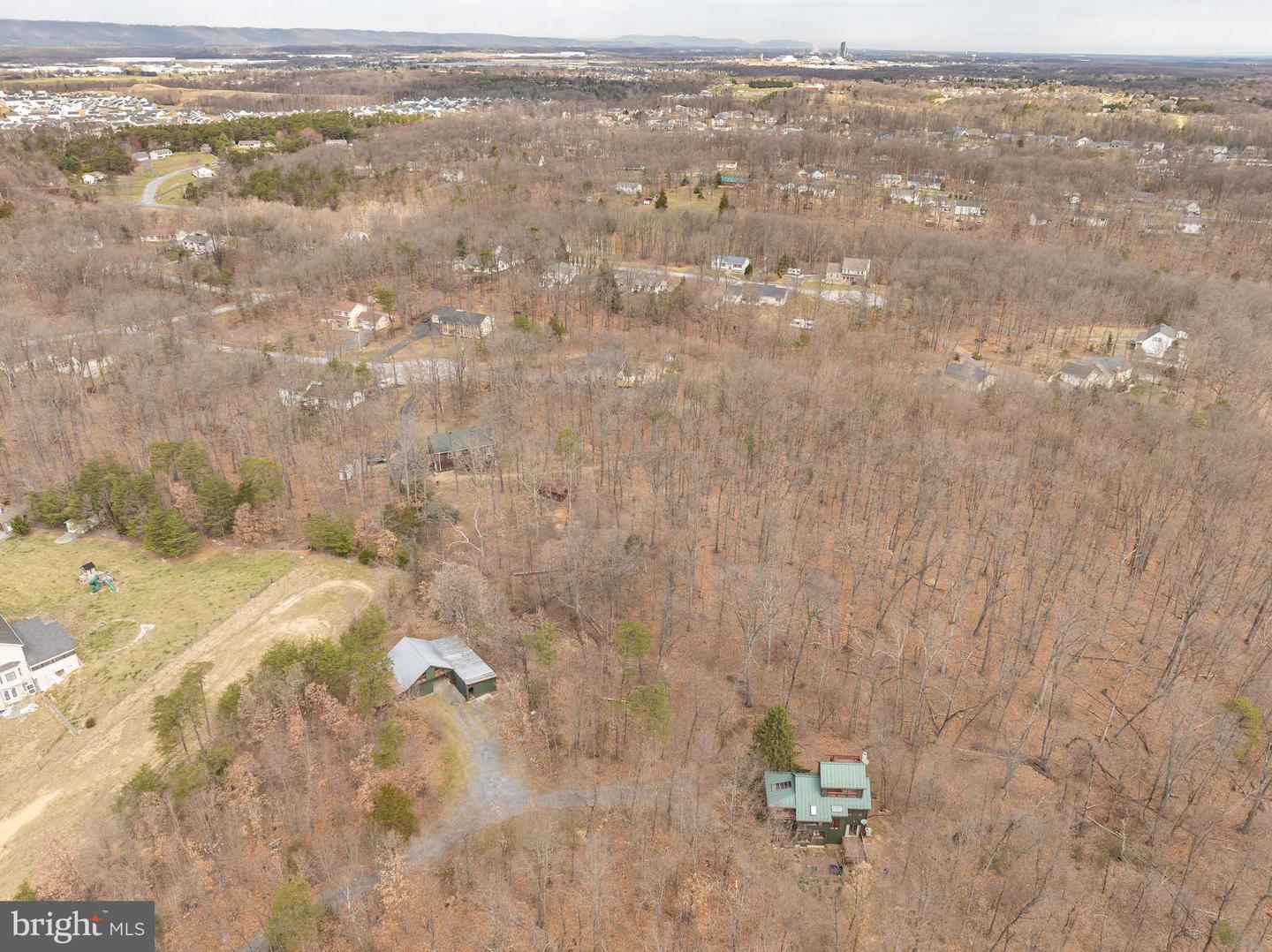 395 Zig Zag Ln