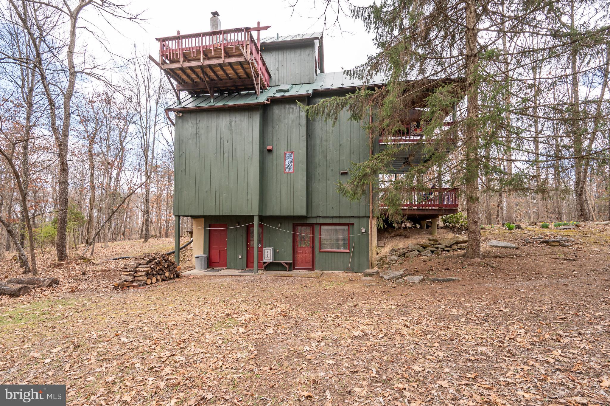 395 Zig Zag Ln