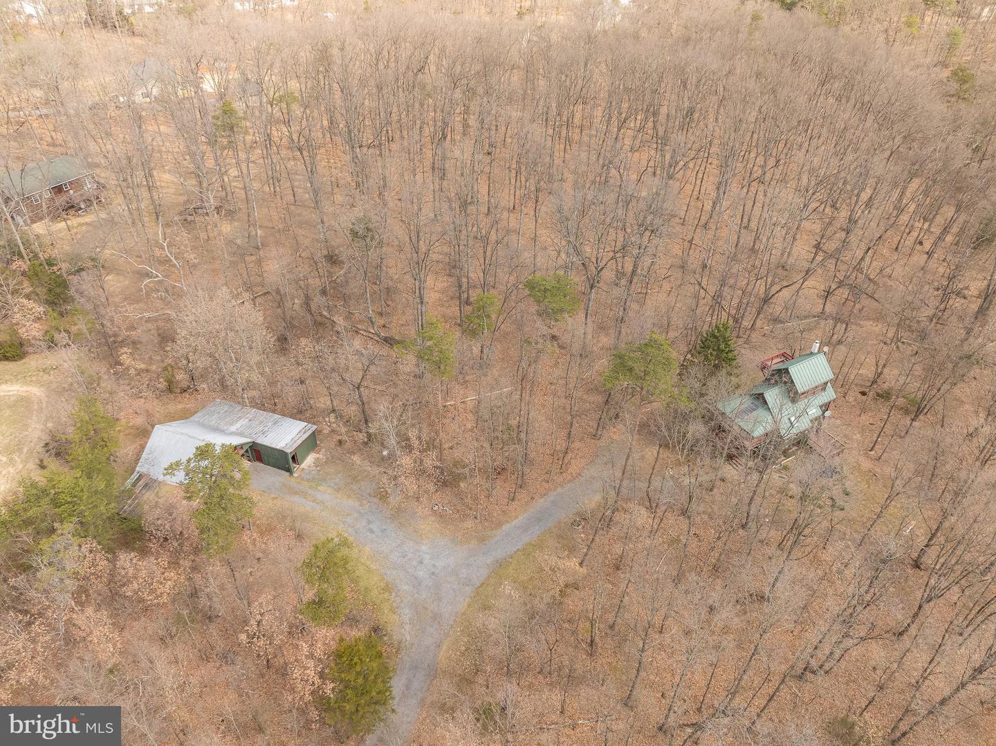 395 Zig Zag Ln