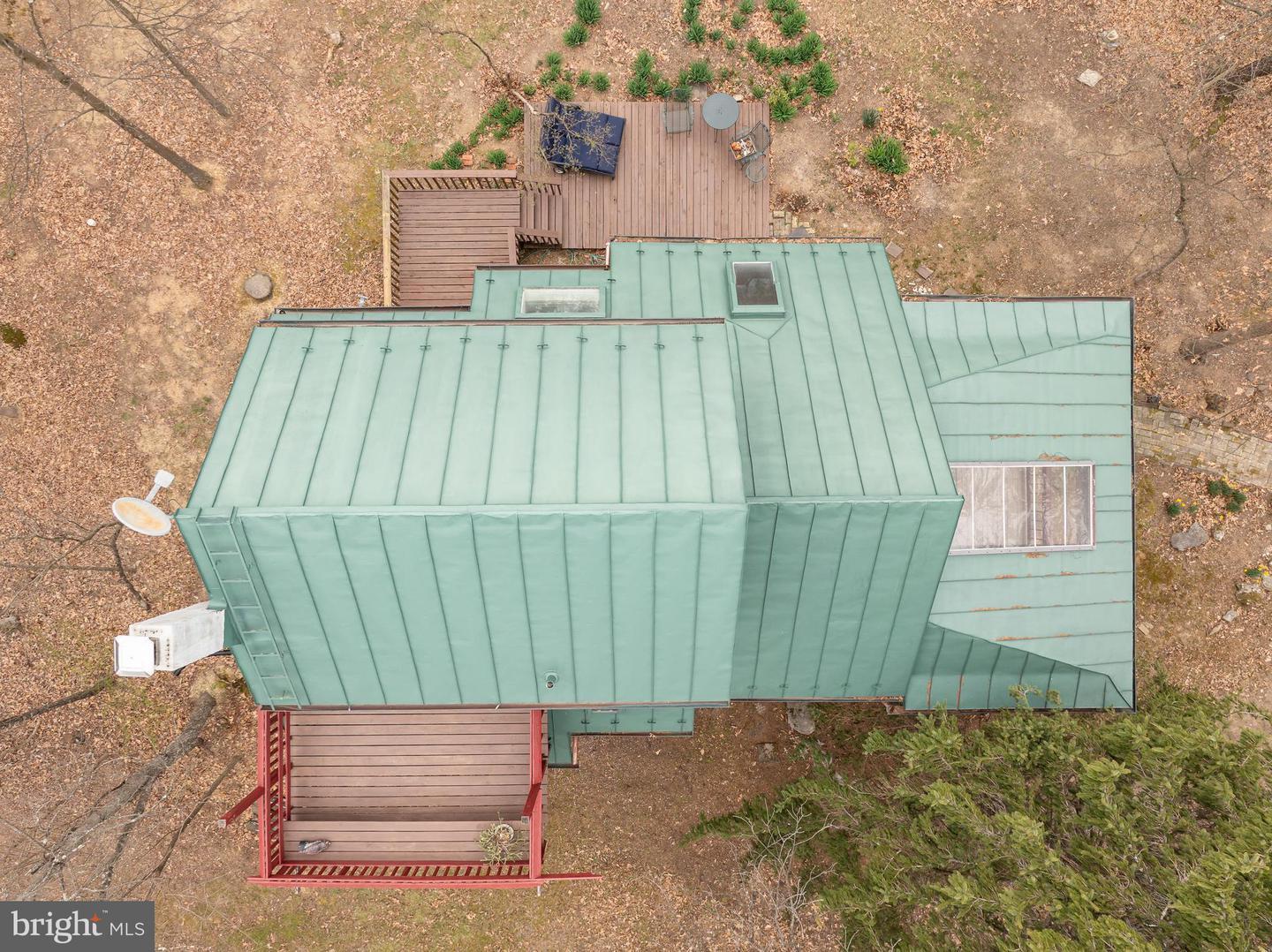 395 Zig Zag Ln