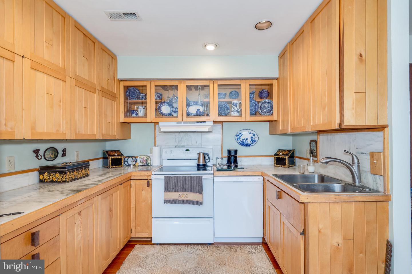 395 Zig Zag Ln