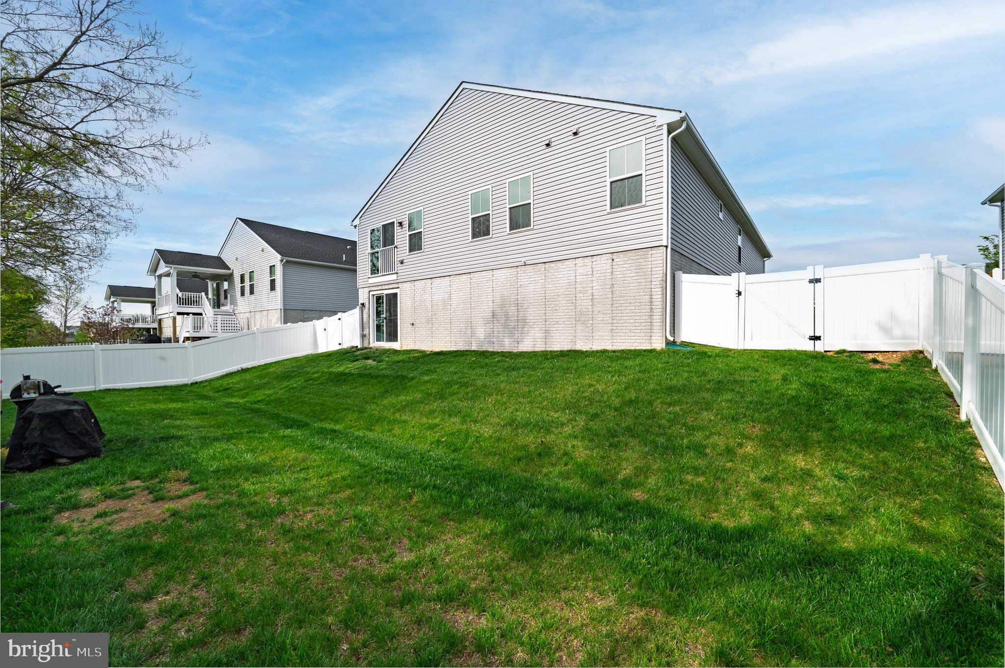 232 MAKERS WAY