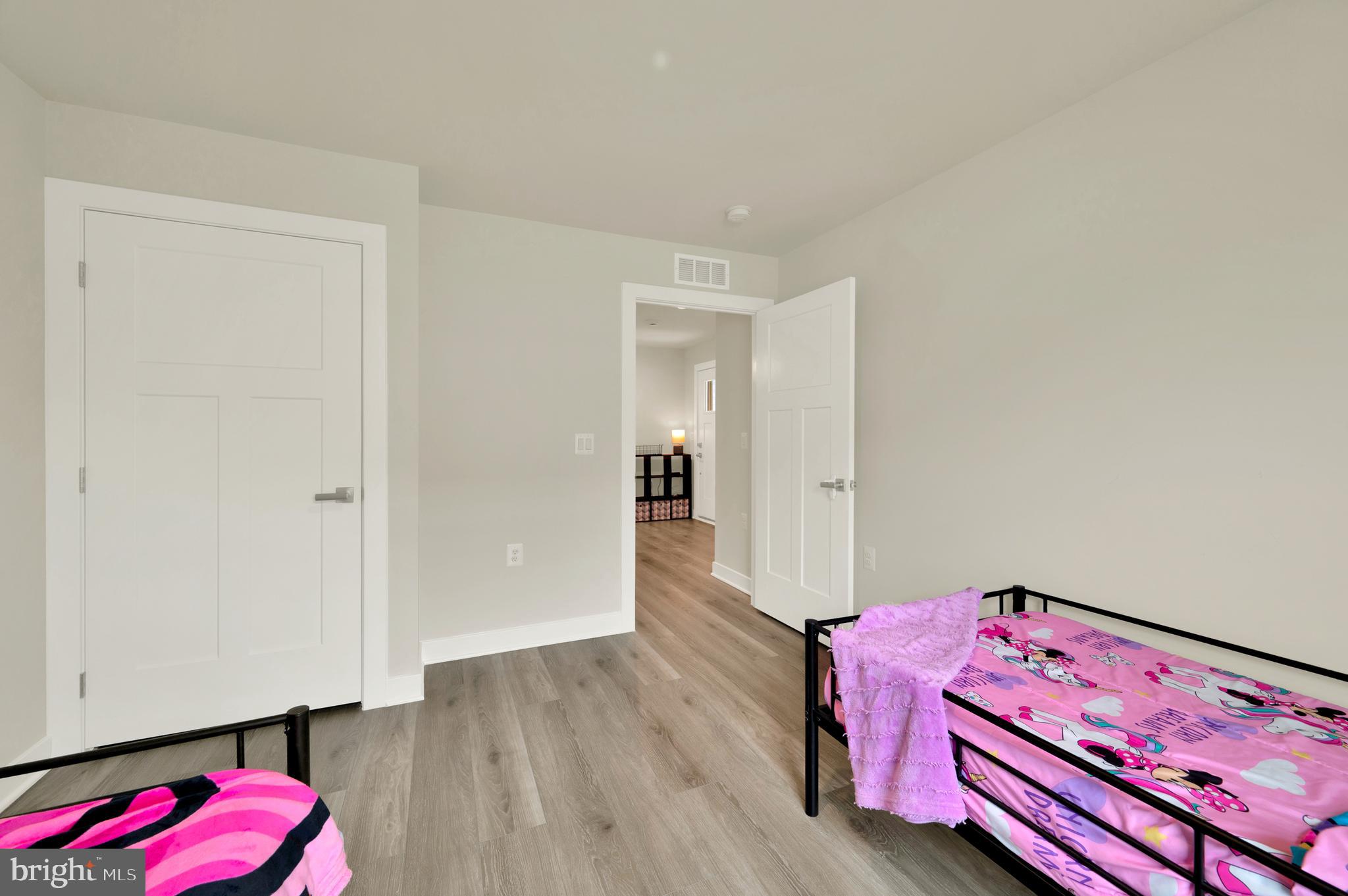 232 MAKERS WAY