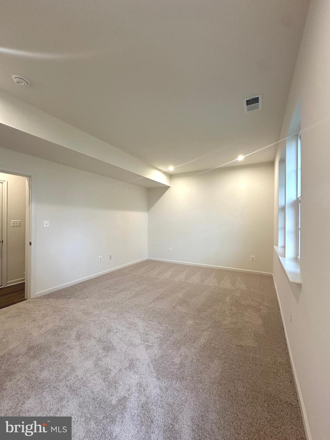93 STAFFORD PL