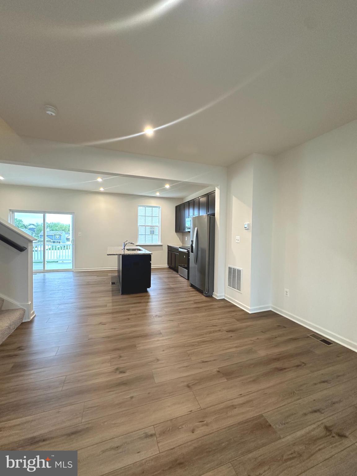 93 STAFFORD PL