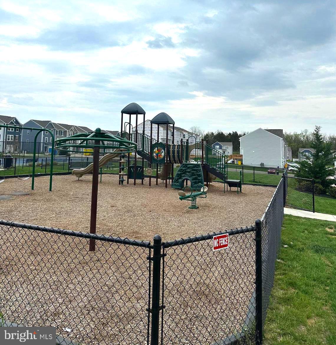 93 STAFFORD PL