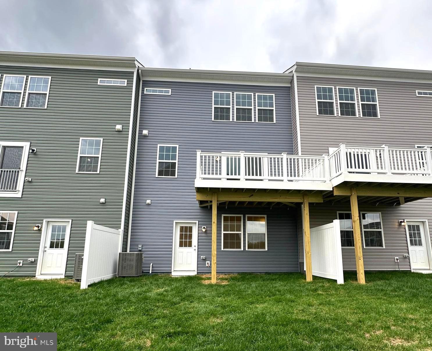 93 STAFFORD PL