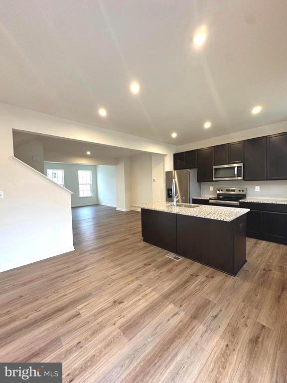 89 STAFFORD PL