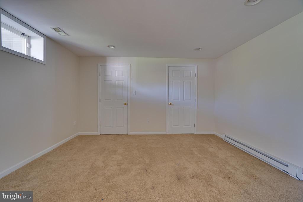 27 Blessing Ln